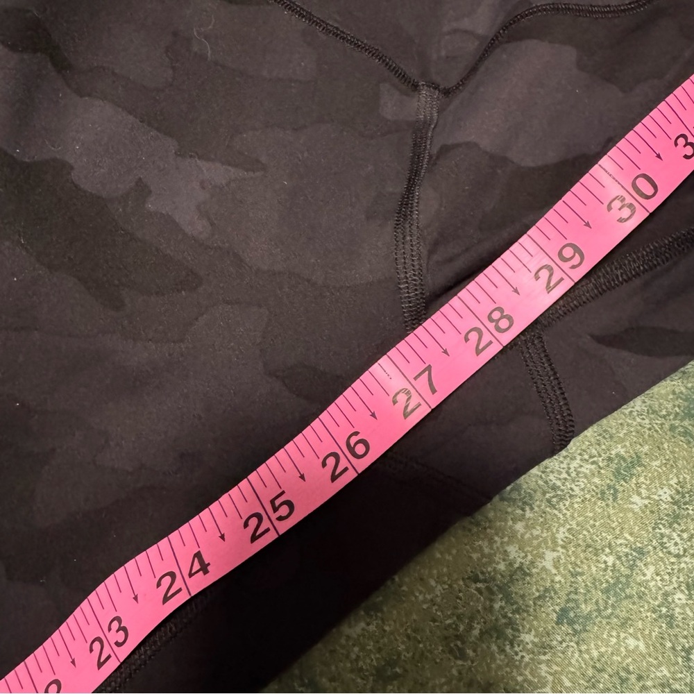 Lululemon Camouflage Wunder Train Leggings - Women’s 4 - Picture 10 of 10